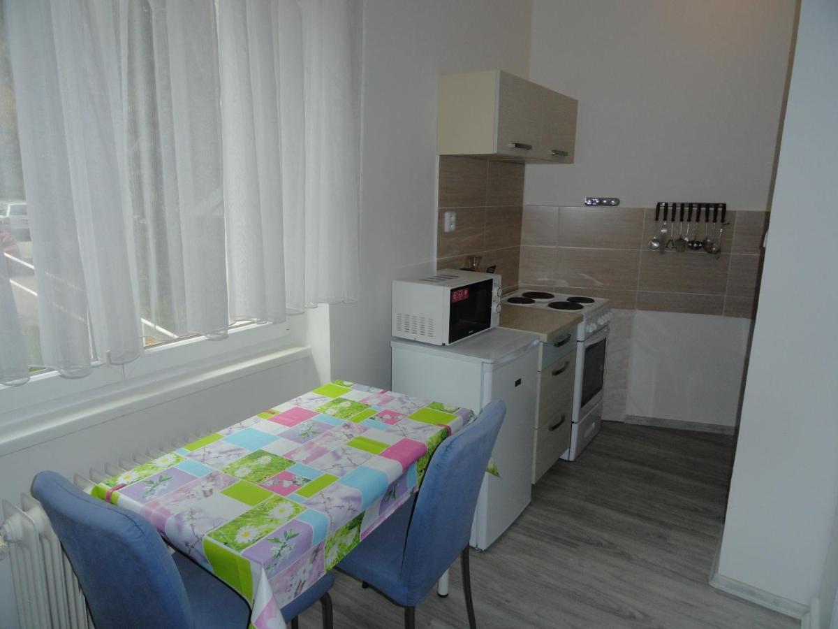Apartman Sluka Илемнице Екстериор снимка